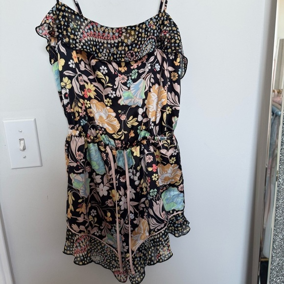 Victoria's Secret Black Floral satin romper XS - Picture 4 of 6